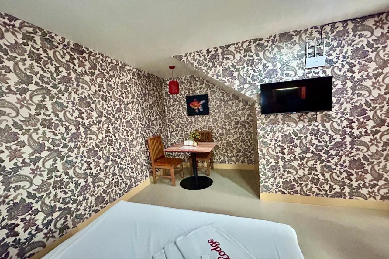 Oyo 971 Liza Lodge Pasay Exterior foto
